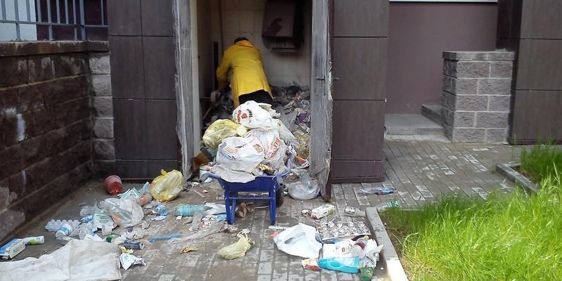 мусоропровод в домах картинка
